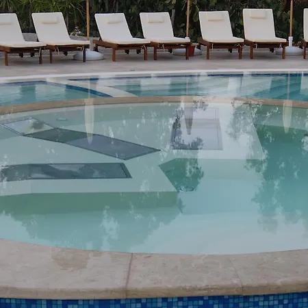 公寓 韦卡诺布卢酒店 *